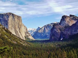 요세미티의 명소: 요세미티 밸리 (Yosemite Valley)