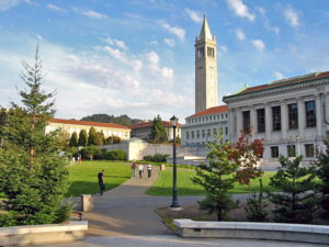 SAT 와 ACT 점수 제출 면제를 시도하는 캘리포니아 대학교 시스템
