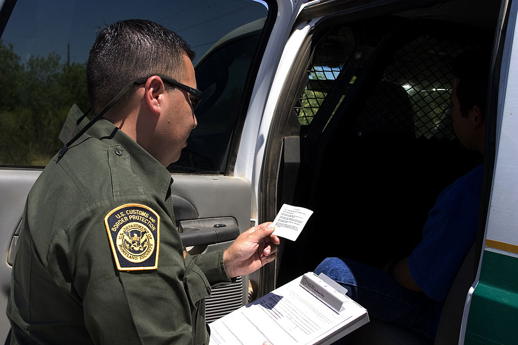 하원 공화당 의원들, 미 국경 지역 위기해결에 대한 DHS의 침묵 비난