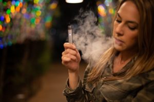 노스캐롤라이나 소송에 4천만 달러 지불하는 전자담배 JUUL