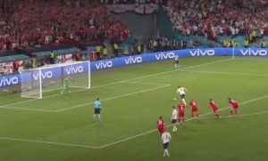 UEFA, 덴마크와 영국 준결승전 레이저 포인터 사건 조사