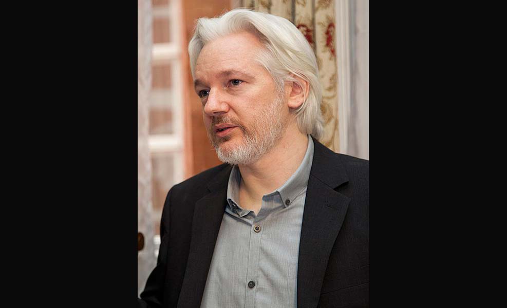 위키리크스 설립자 쥴리안 어산지에 대한 범죄인 인도명령 런던 법원에서 발급