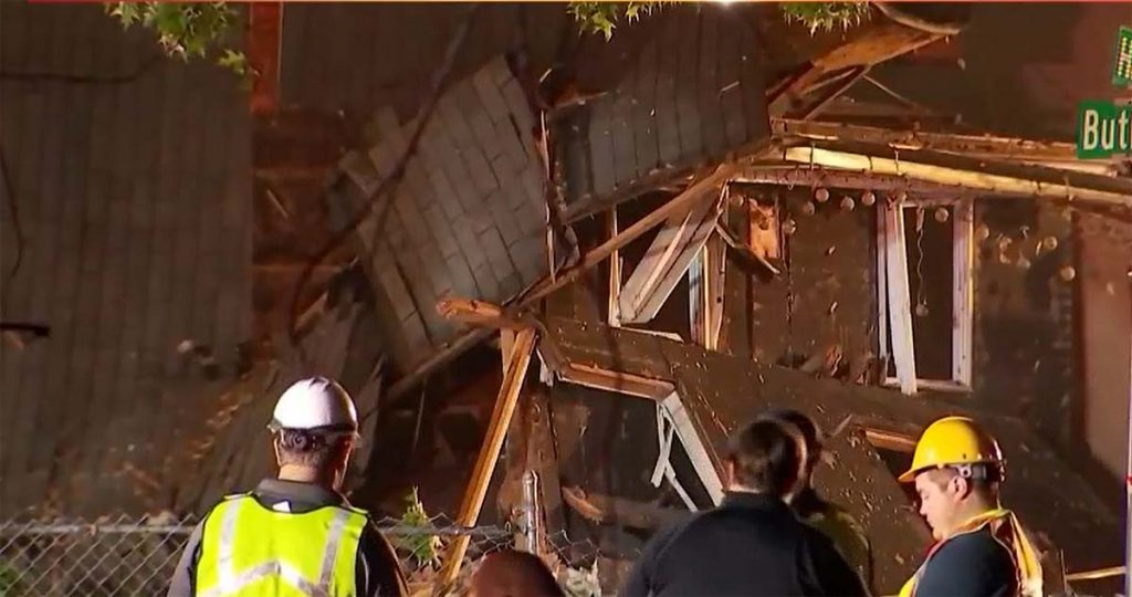 필라델피아 근교에 있는 주택 폭발로 최소 4명 사망하고 2명 부상