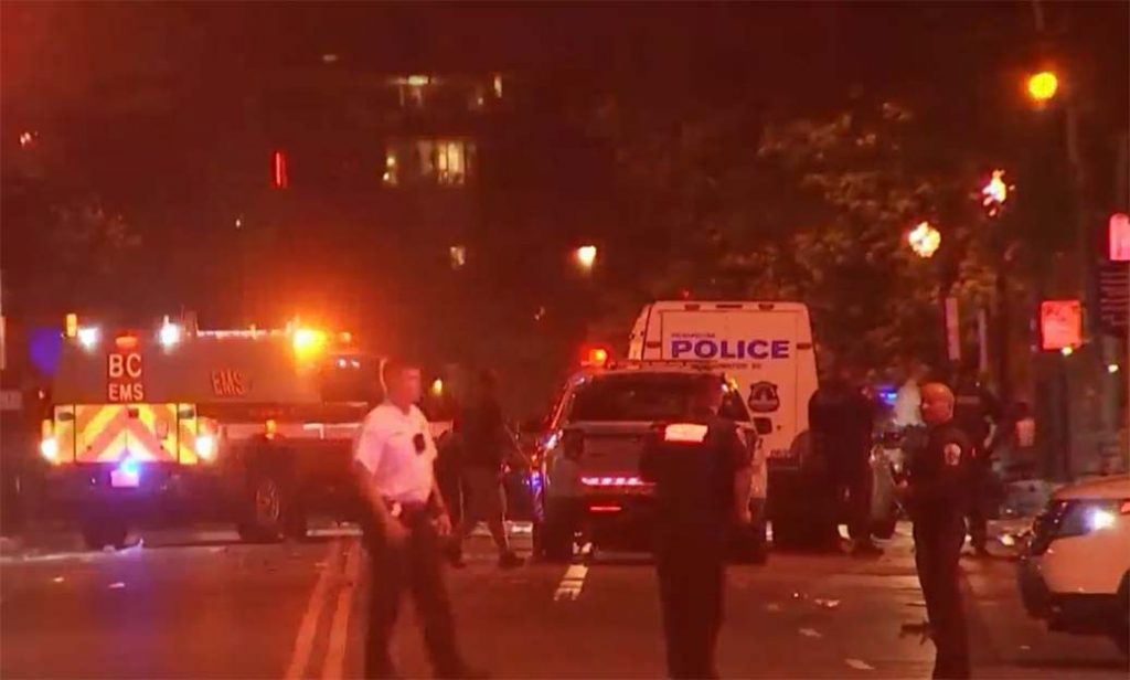 워싱턴 DC 인근 콘서트장 총격, 15세 소년 사망 및 경찰관 1명 성인 2명 부상