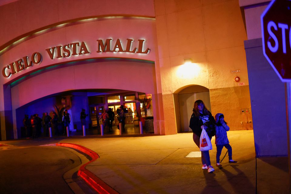 텍사스주 엘파소 쇼핑몰 총격, 1명 사망 3명 부상