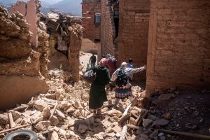 모로코 지진으로 1037명 사망