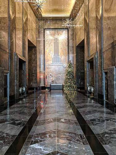 Empire-State-Building-2019-Lobby-Looking-West